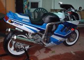 1991 Suzuki GSX-R 1100 photo